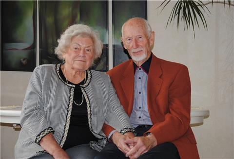 Käthe und Günther Meyer haben allen Grund zur Freude: Das Ehepaar feiert Donnerstag eiserne Hochzeit.