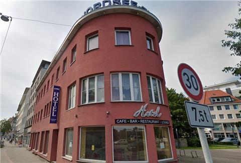Käufer gesucht: Das Hotel am Elbinger Platz steht leer. 