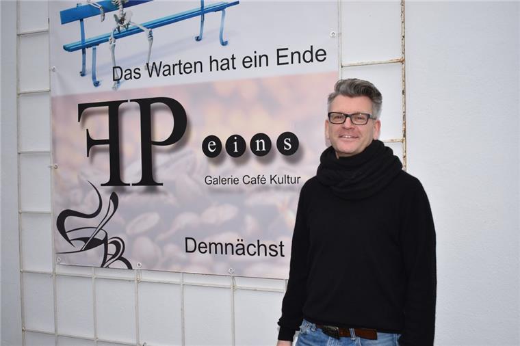 Kai Bürster erfüllt sich einen Lebenstraum. Ende Januar eröffnet er gemeinsam mit seinem Lebenspartner ein Café in Rodenkirchen.