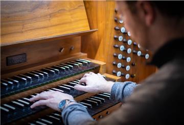 Kantor David Schollmeyer spielt am Sonnabend, 11. Dezember, die Orgel in der Großen Kirche.