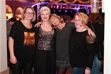 Karin, Liana, Petra und Elke im Mediterraneo