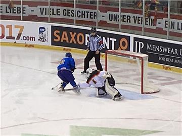 Kasachstans Dmitri Demyanov überwand Deutschlands Torhüter Cody Brenner mit einem Penalty. Am Ende gewann aber Deutschlands U20 ihr WM-Auftaktspiel