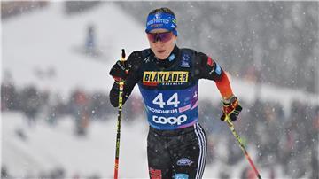 Katharina Hennig hat nach starkem Start eine Medaille verfehlt.