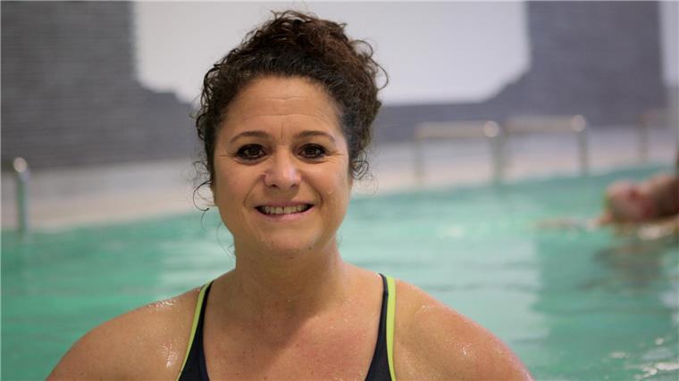 Im Januar ins Fitnessstudio: Schlechtes Timing? Katia Roehl, bietet verschiedene Kurse im Trainingspool an – unter anderem Aqua Fit.