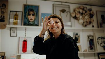 Katrin Lazaruk stellt auf der Artspace in Bremerhaven aus.