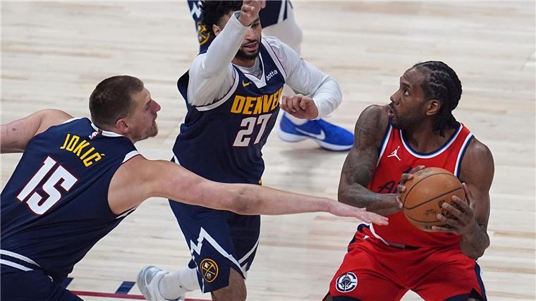 Kawhi Leonard (rechts) hatte einen starken Abend für die Clippers.