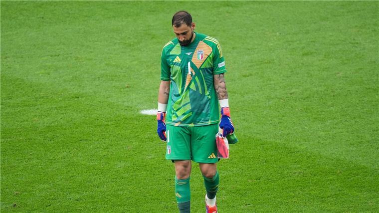Donnarumma warnt nach EM-Aus: „Schnell Lösungen finden“ Keeper Gianluigi Donnarumma war nach dem Schlusspfiff enttäuscht.