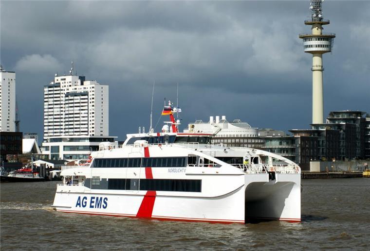 Bremerhaven: Die Helgoland-Fähre fällt bis August aus Schlechte Nachrichten für Helgoland-Fans - die neue Fähre „Nordlicht I“ wird bis in den August nicht ab Bremerhaven fahren.