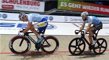 Kenny de Ketele (links) und sein  deutscher Partner Christian Grasmann  hatten den besten Endspurt. Foto Jaspersen/dpa