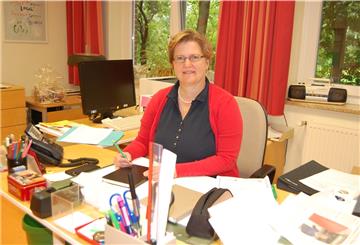 Kerstin Beck ist neue Leiterin der Grundschule Rodenkirchen. Zunächst kommissarisch, aber die Prüfung wird in Kürze nachgeholt.