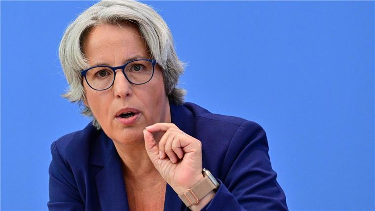 Gegen Übergriffe im Sport: Forderung nach Trainer-Register Kerstin Claus ist seit April 2022 die Unabhängige Missbrauchsbeauftragte der Bundesregierung. (Archivfoto)