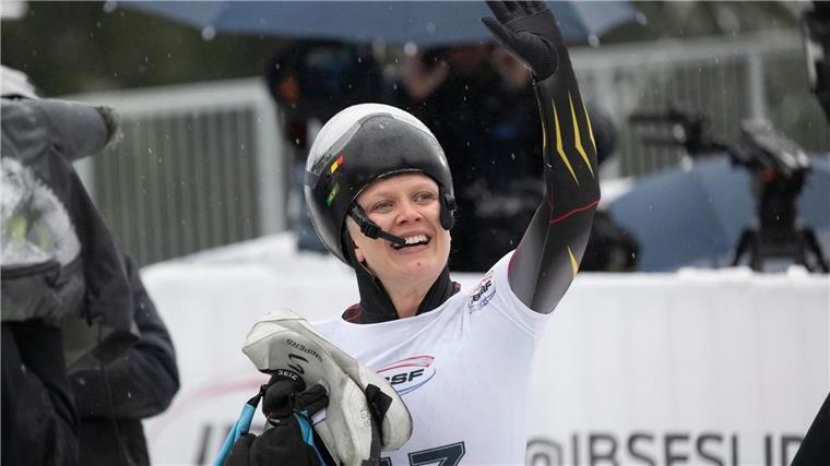 Kim Meylemans aus Belgien fährt überraschend zum Sieg.
