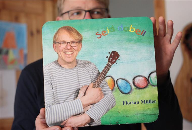 Hepstedter produziert Podcast über Kinderrechte Kinderliedermacher Florian Müller aus Hepstedt im Landkreis Rotenburg (Wümme) macht einen Podcast für Kinder und Eltern zum Thema Kinderrechte.