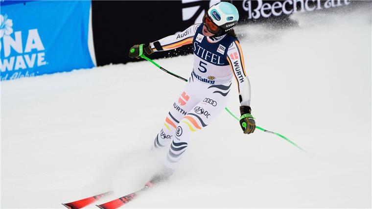 Kira Weidle-Winkelmann belegt im Super-G den elften Platz.