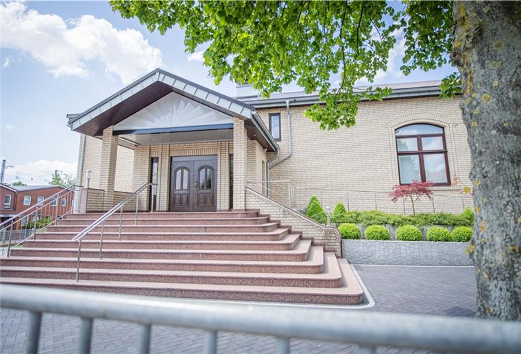 Stadt: Bislang keine Übertragung aus dem Cluster heraus Kirchenräume der Freien Evangeliums-ChristenGemeinde in Bremerhaven. Foto: Hartmann