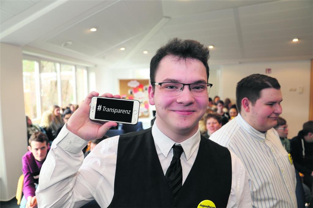 Kjell-Lucca Reichardt (18 Jahre) aus Stubben: &quot;Alles was auf dem Jugendforum passiert, ist transparent. Jeder sieht alles. Das würde ich mir auch für die Politik wünschen.&quot;