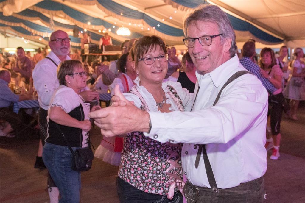 Klara und Hartmut Dirks. Foto Adebahr