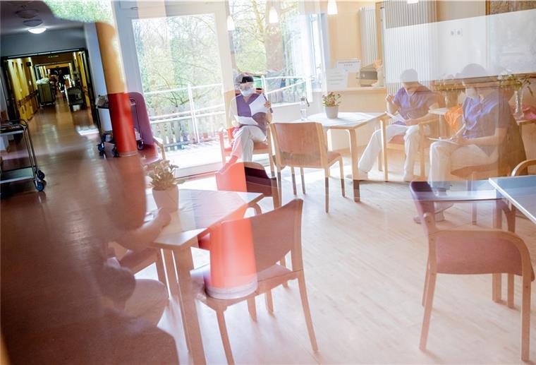 Bremerhaven: Krankenschwester sieht sich aus Not zum Impfen genötigt Klinikpersonal im Dilemma: Ungeimpfte Beschäftige müssen am 16. März damit rechnen, ihren Betrieb nicht mehr betreten zu dürfen, so lange, bis sie einen Impfnachweis vorlegen.
