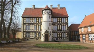 Knapp 35 Jahre nach der deutschen Wiedervereinigung zeigt das Danneil-Museum in Salzwedel bis 18. Mai die Ausstellung „Die Grenze in der Feldmark - Lebenslinien zwischen dem Wendland und der Altmark“. (Archivbild)
