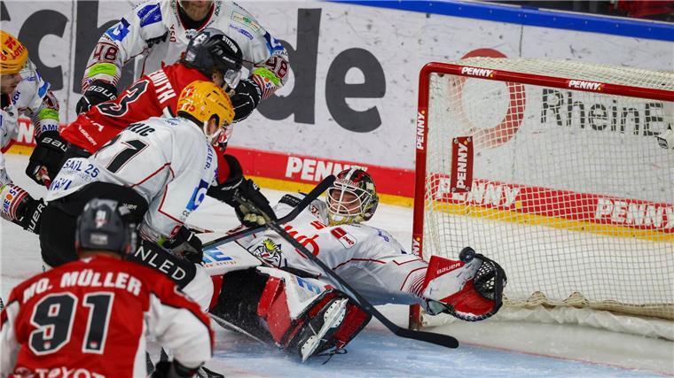 Playoff-Aus für Bremerhaven nach Niederlage in Köln Köln trifft gegen die Pinguins aus Bremerhaven im Schlussdrittel dreifach.