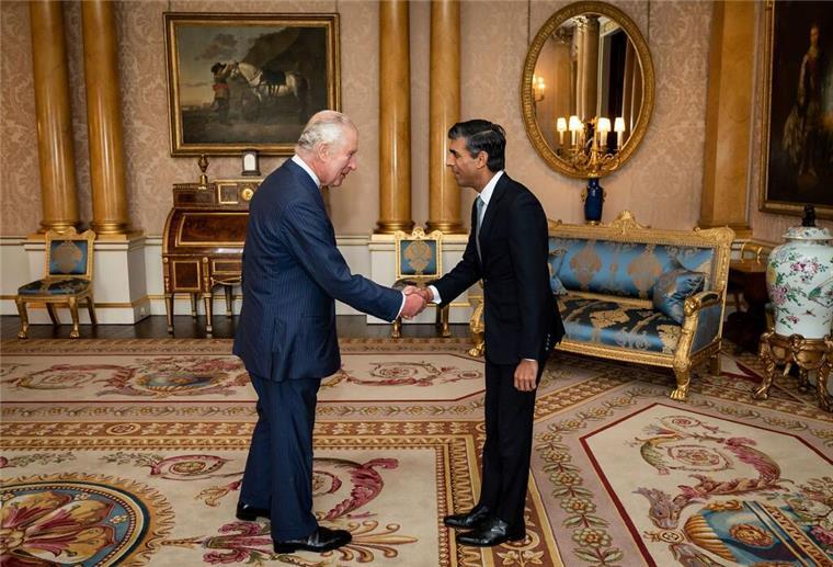 König Charles III. und Premier Rishi Sunak besprechen sich in der Regel einmal wöchentlich.