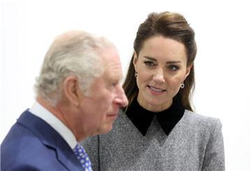 König Charles und Prinzessin Kate haben Krebs.