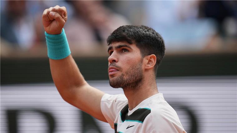 Episches Finale: Alcaraz ringt Sinner in Paris nieder König von Paris: Carlos Alcaraz verteidigt seinen Titel bei den French Open.