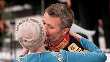 Königin Margrethe II. geht und Kronprinz Frederik wird König.