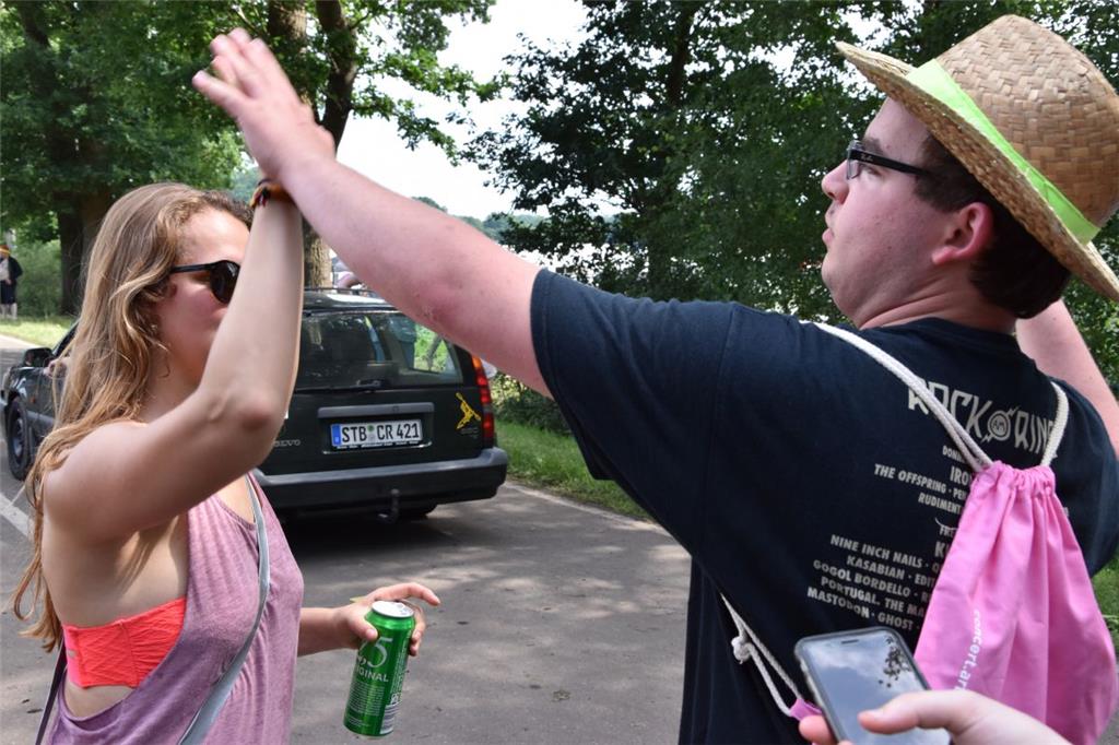 Kontaktscheu ist beim Hurricane niemand. 