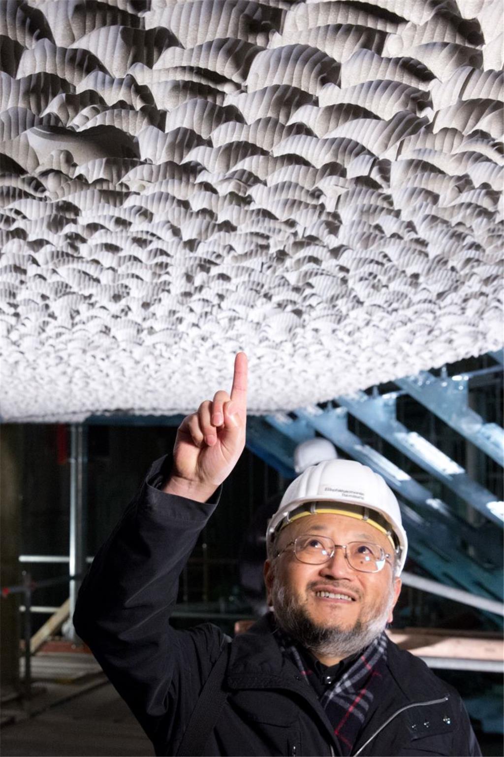 Konzipert wurde die &quot;Weiße Haut&quot; von dem für die Akustik der Elbphilharmonie zuständigen Japaner Yasuhisa Toyota.