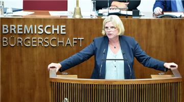 Kristina Vogt von den Linken bietet eine rot-rote Koalition an.
