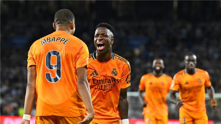 Mbappé und Vinícius Júnior führen Real Madrid zum Sieg Kylian Mbappé und Vinicius Junior haben beide beim Auswärtsieg in San Sebastian per Elfmeter getroffen.