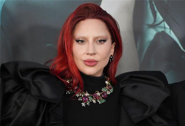 Punktlandung: Lady Gaga bringt neues „Wednesday“-Lied heraus Lady Gaga steuert „The Dead Dance“ zum Netflix-Soundtrack bei.