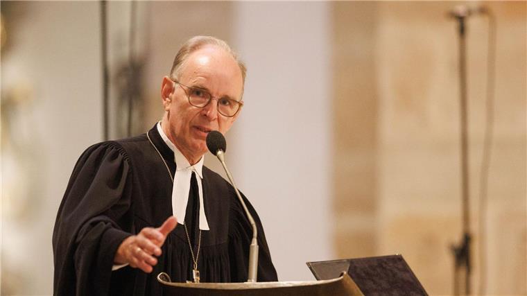 Landesbischof Meister sorgt sich um die politische Kultur in Deutschland. (Archivbild)
