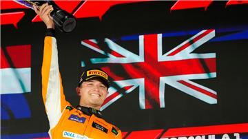 Lando Norris feiert in Singapur seinen dritten Karrieresieg.