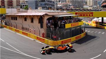 Lando Norris holt sich den ersten Startplatz.