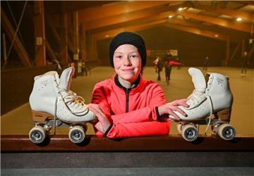 Lara-Marie Kurz trainiert beim ERC Bremerhaven auf der Rollsportanlage im Bürgerpark, aber auch mit Bundestrainer Luca Lallei.
