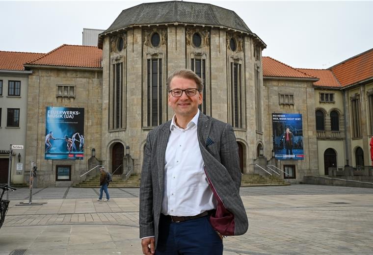 Neuer Intendant Tietje erfüllt die Kriterien Lars Tietje ist der kommende Intendant des Stadttheaters Bremerhaven.