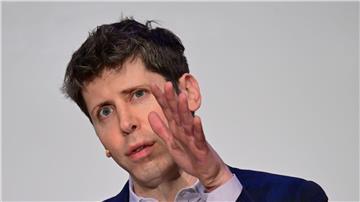 Laut Sam Altman ist der wachsende Energiebedarf für die Anwendungen Künstlicher Intelligenz gerechtfertigt. 