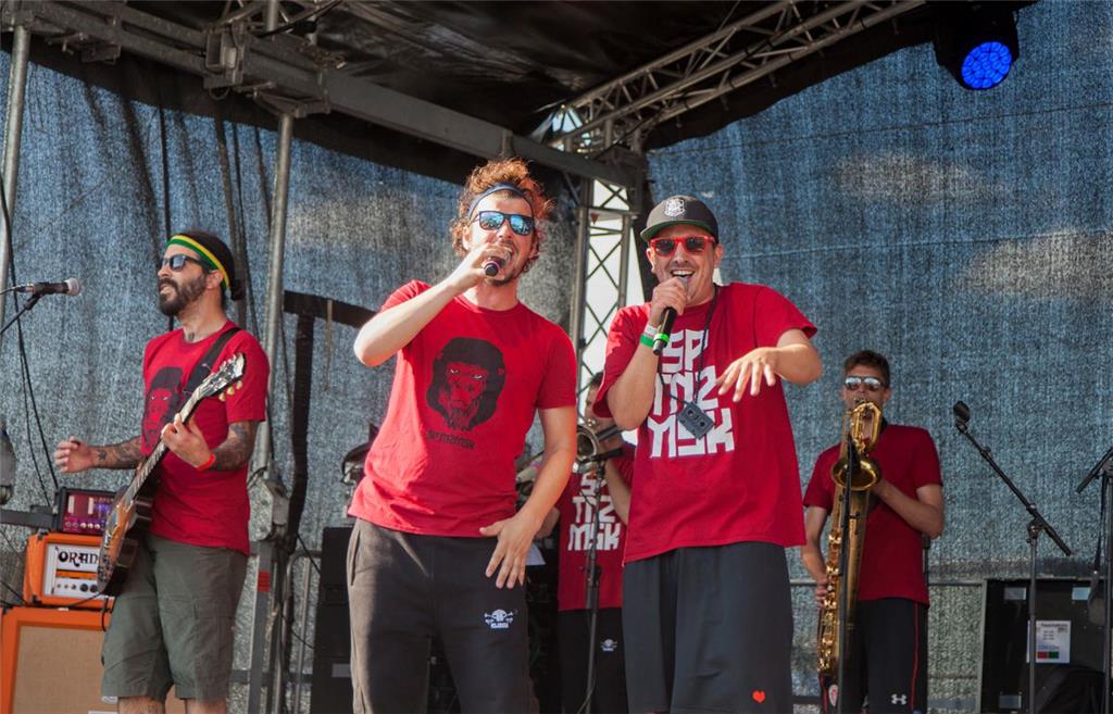Le Fly begeisterte beim Konzert beim Sommerabend am Meer das Publikum. Foto: Leu...