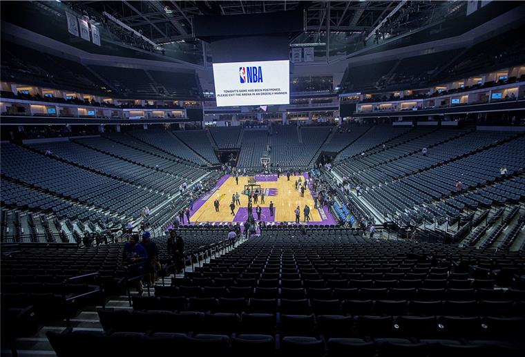Nach positivem Corona-Test: NBA unterbricht die Saison Leere Halle: Die NBA-Partie zwischen den Oklahoma City Thunder und den Utah Jazz wurde abgesagt.