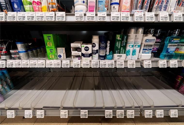 Leere Supermarktregale: Das steckt dahinter Leere Regalmeter sind seit Monaten Alltag in deutschen Supermärkten.