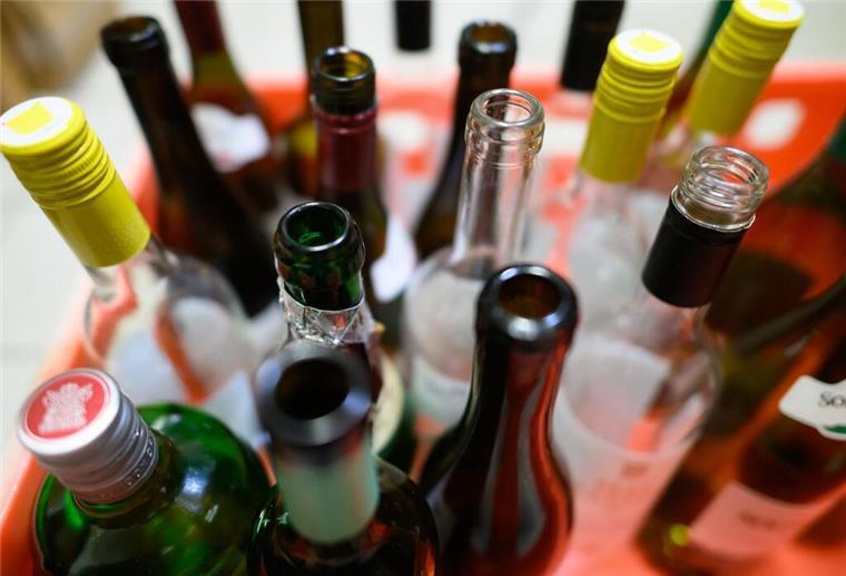 Leere Alkoholflaschen