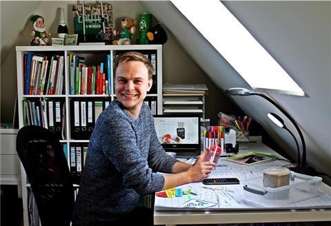Lehrer Arne Meseke von der Oberschule Langen gibt Tipps, wie das Lernen zu Hause am besten funktionieren kann.