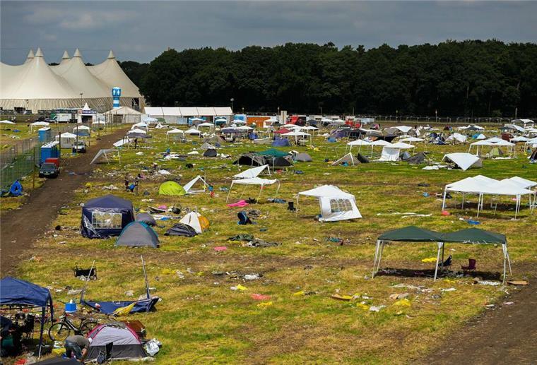 Leider gehört das auf vielen Festivals noch zum normalen Bild. Wenn die Besuchermassen abgereist sind, bleibt Müll zurück. Viel Müll. Das war auch auf dem Hurricane-Festival 2024 nicht anders.