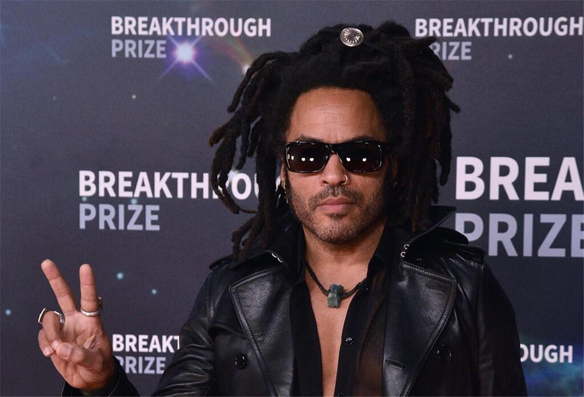 Lenny Kravitz: „Wir sind hier, um zu lieben“ Lenny Kravitz: „Ich vertraue auf das Leben und Gott.“