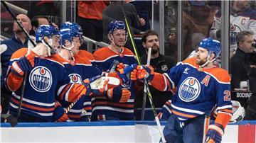 Leon Draisaitl führt die Torschützenliste der NHL mit 27 Treffern an.
