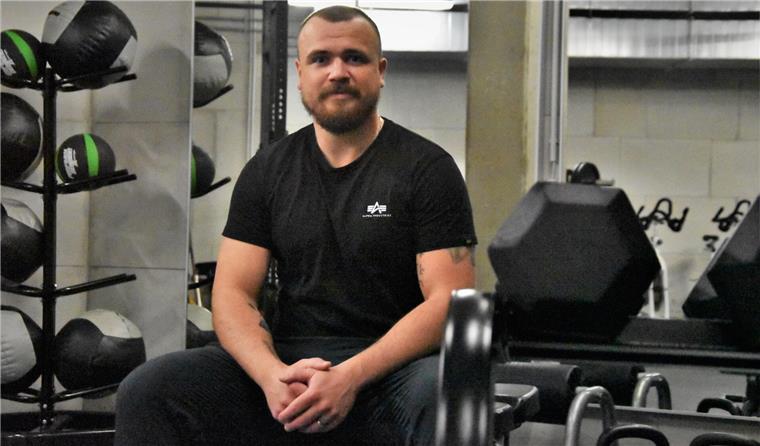 Leon Lilik, Athletiktrainer der Fischtown Pinguins in der Eishalle. 