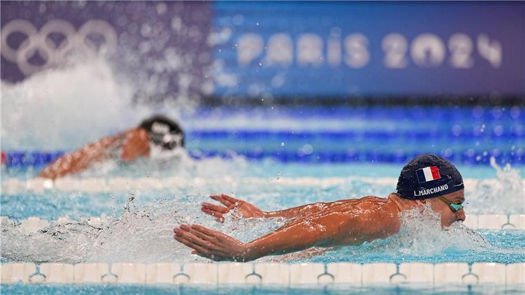 Léon Marchand hat bei Olympia erneut begeistert.