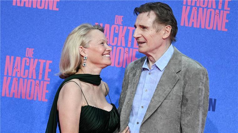 Neeson schwärmt von Chemie mit Anderson in „Nackter Kanone“ Liam Neeson und Pamela Anderson kamen für die Deutschlandpremiere von „Die nackte Kanone“ nach Berlin.